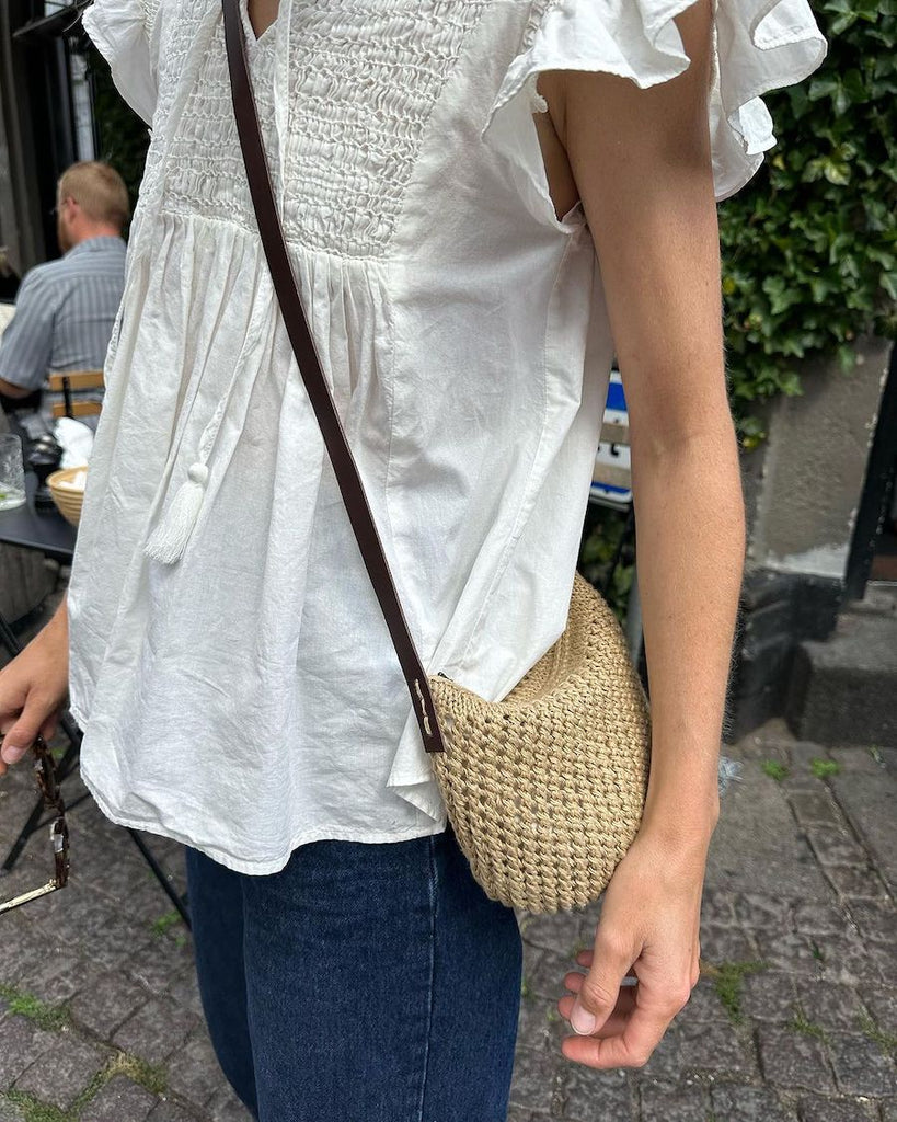 Dame med florence bag i naturfarve