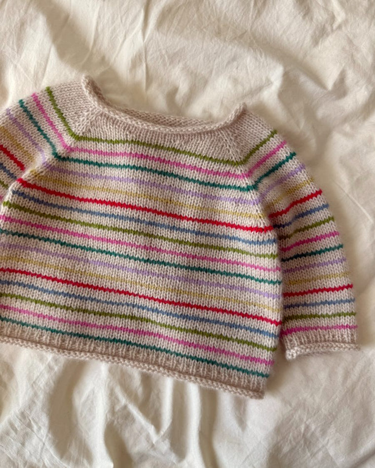 Detaljer på gulstribet Frankie Sweater Baby