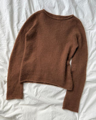 Liggebillede af brun Ivy Blouse