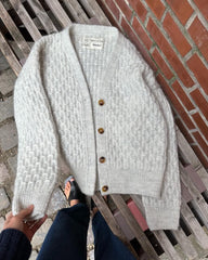 Liggende grå Jenny Jacket V-neck