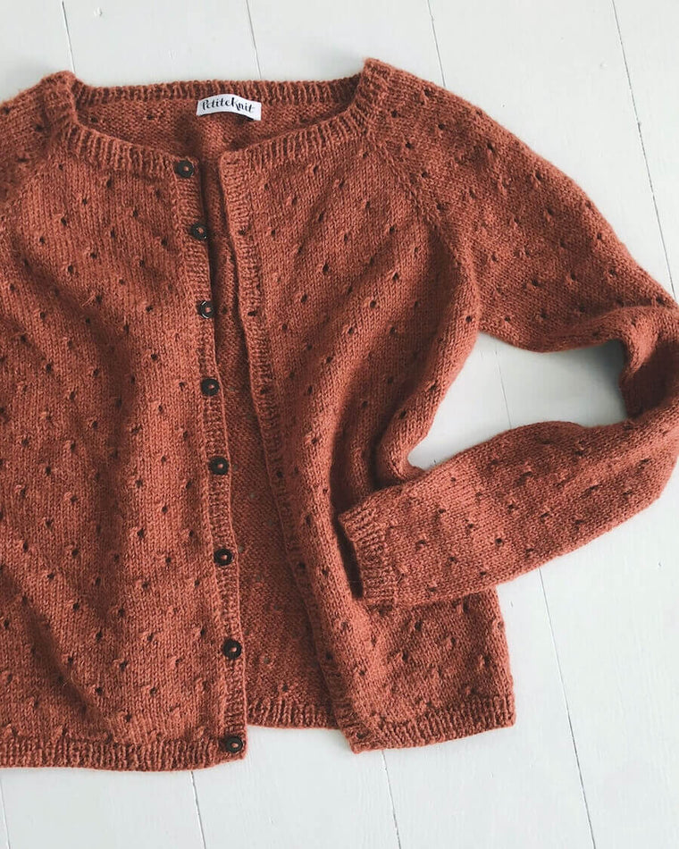 Detaljebillede af rød Annas Cardigan – My Size
