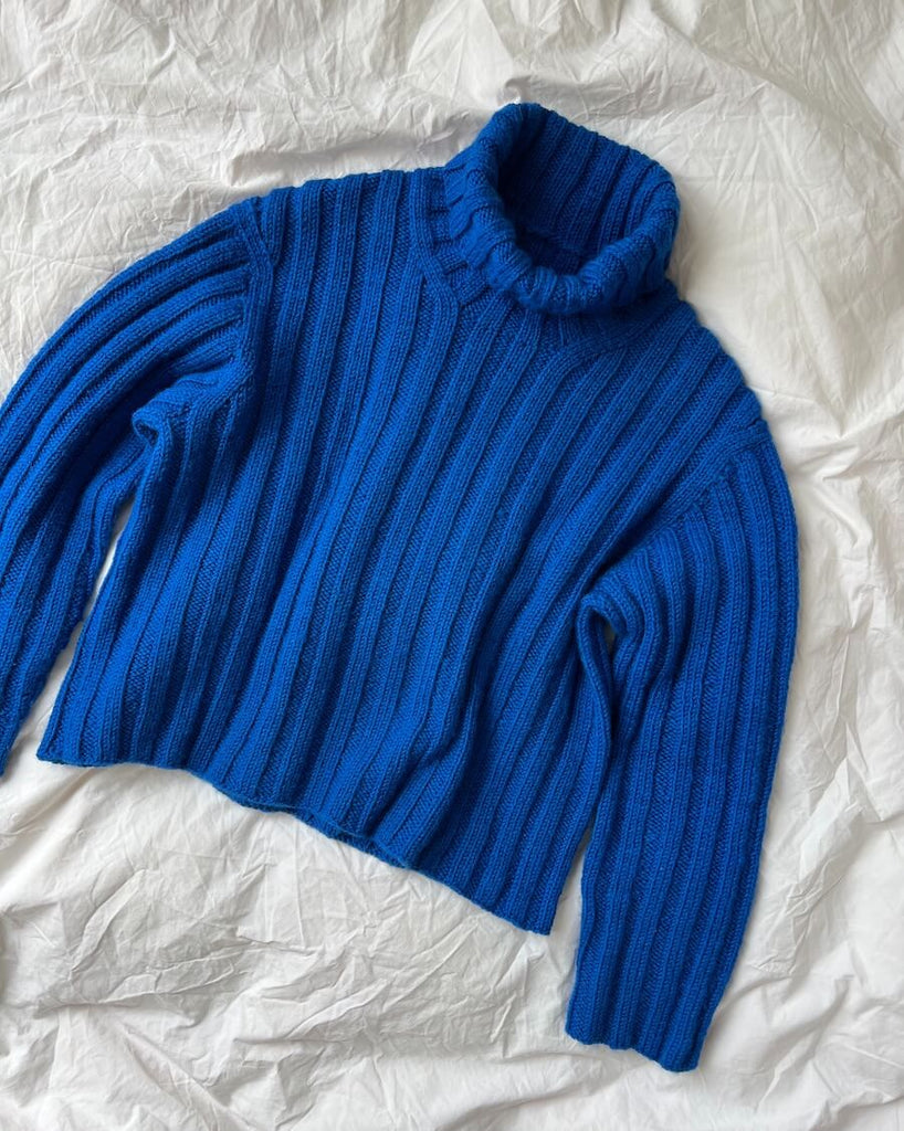 Liggende blå Hazel Sweater