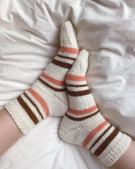 Kvinde iført stribede Everyday Socks