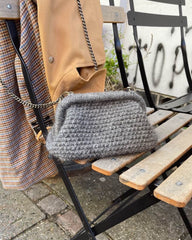 Grå winter clutch med kæde  