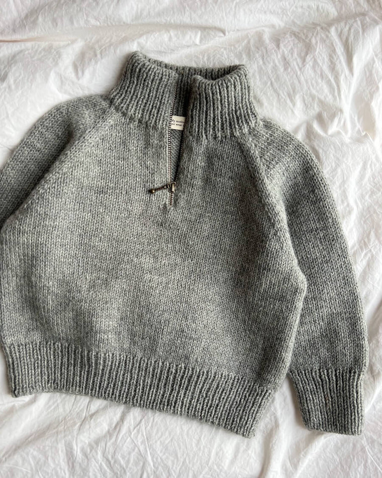 Pige iført lysegrå Zipper Sweater Light - Junior set bagfra